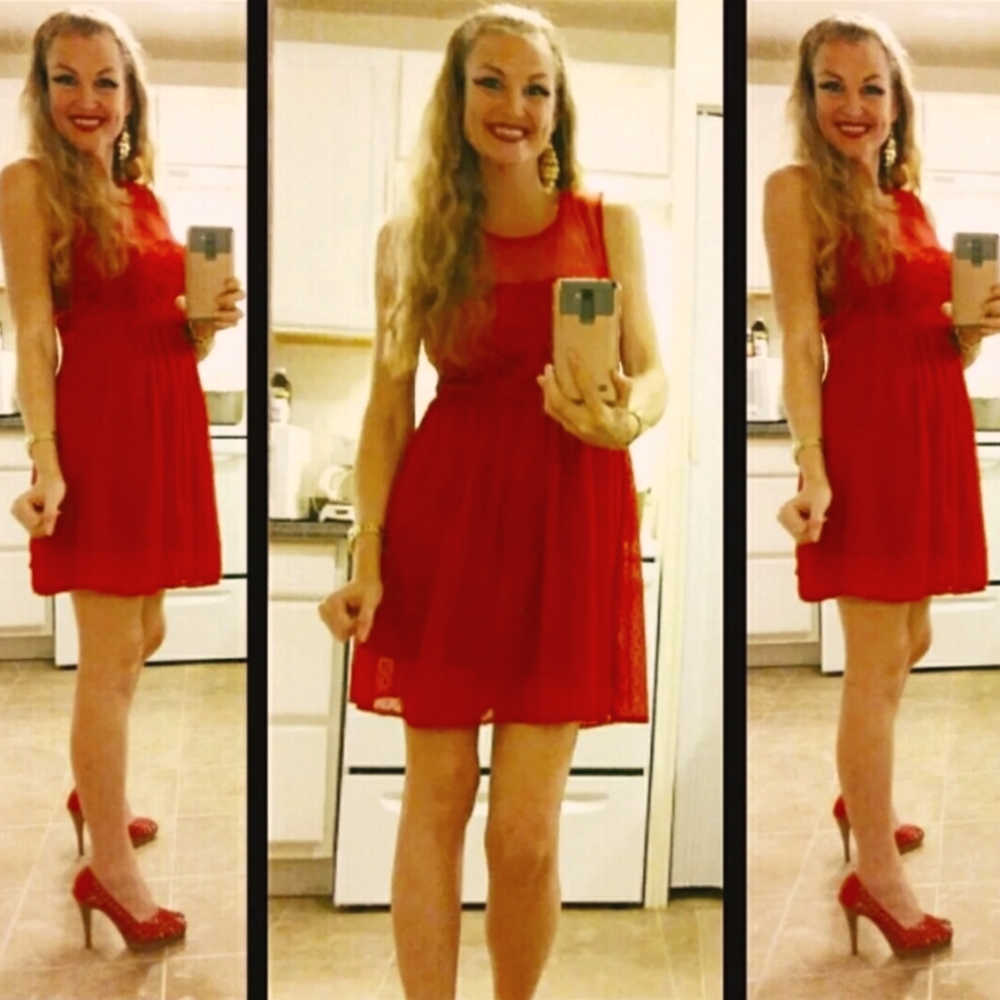 dELiAs Red Mesh and Lace Party Dress